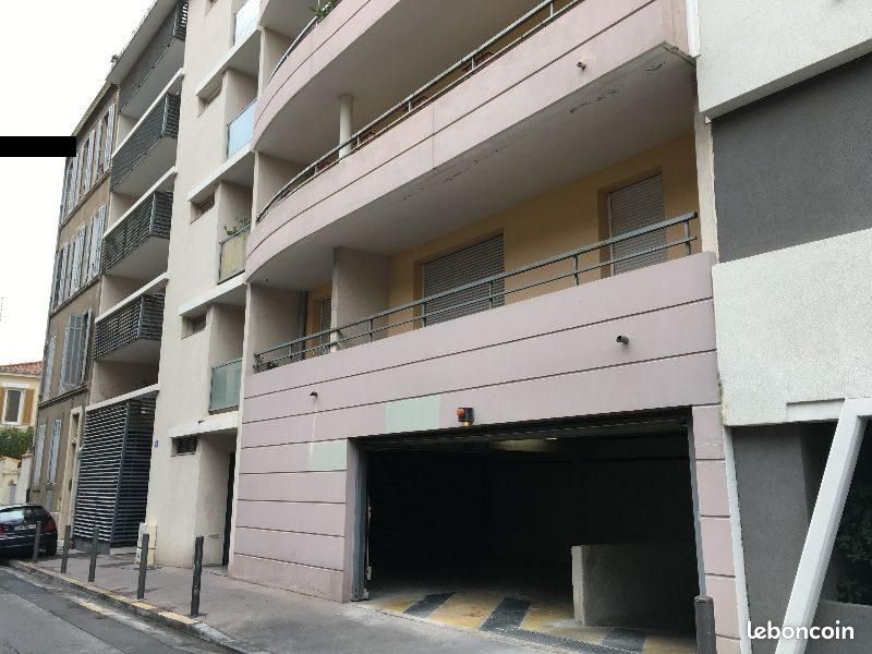 Parking Marseille · 105 €/mois