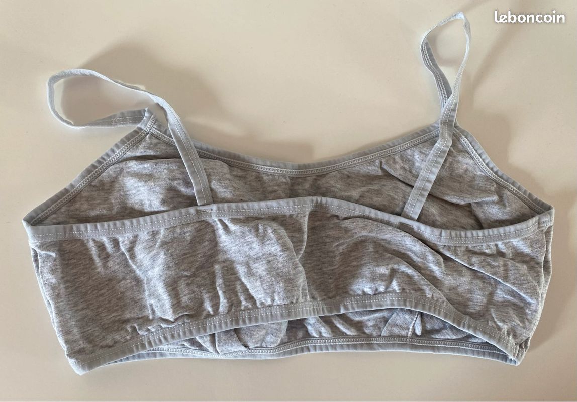 Brassière grise Shein - Vêtements