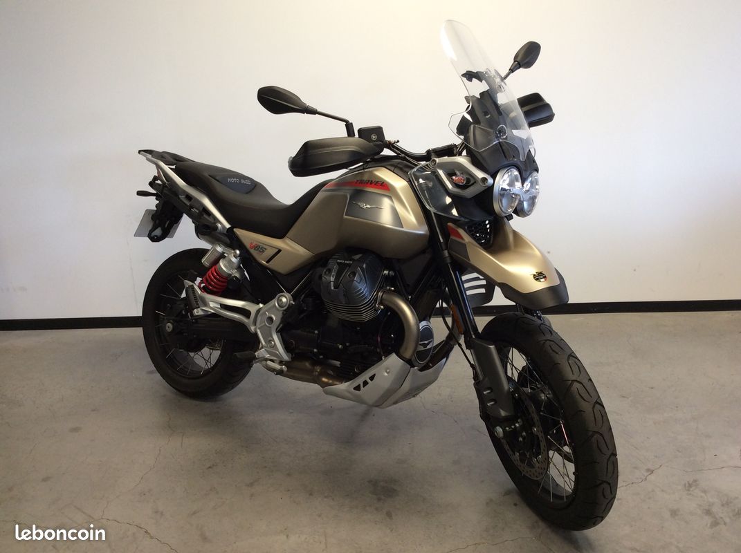 Moto Guzzi V85 TT Travel - OFFRE DEMONSTRATION (image 2)