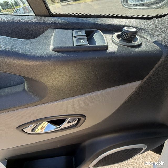 Renault Trafic (3) FG 1.6 CF L1H1 1000 Energy dCi 125 E6 (image 10)