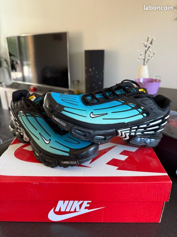 Nike TN Air Max Plus bleu/noir – T41 – Très bon état (image 1)