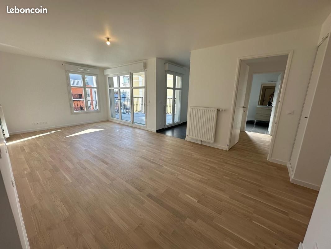 Appartement 5 pièces 104 m² · au Blanc-Mesnil · 104 m² · 2 094 €/mois