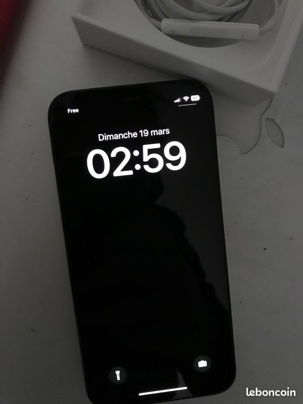 IPhone 12 mini 256go noir (image 2)