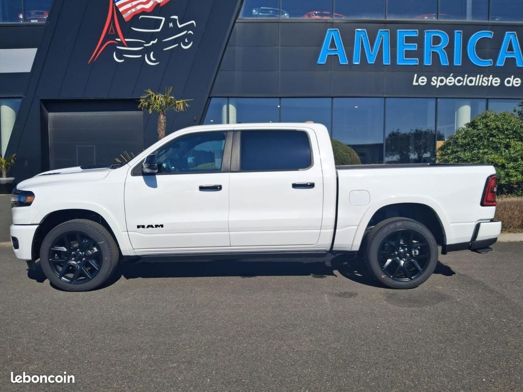 Dodge ram 1500 crew laramie sport night edition air (image 2)