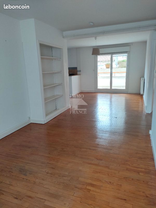 Appartement 3 pièces 67 m² · à La Roche-sur-Yon · 67 m² · 701 €