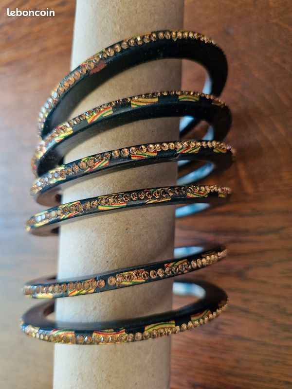 Lot de Bracelets (image 2)