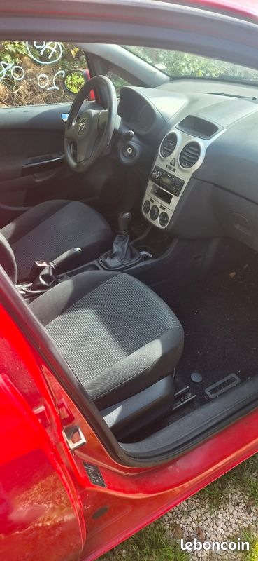 Opel Corsa 2010 Pour Pièce (image 3)