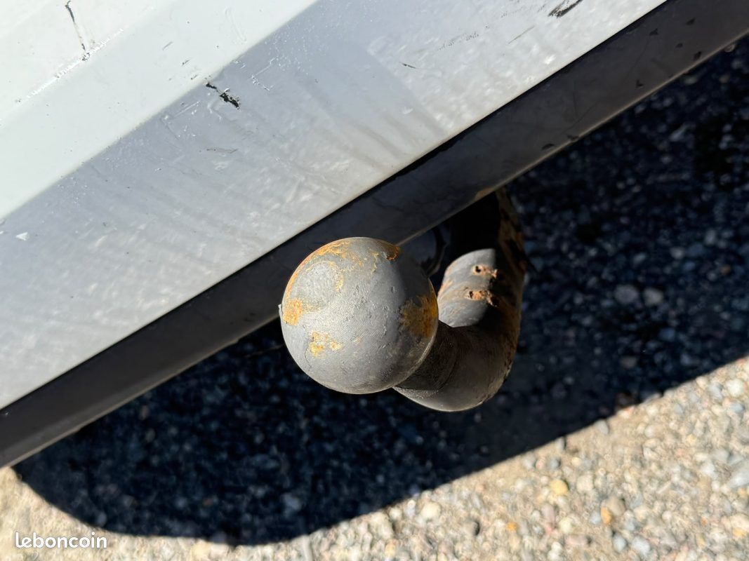 CITROEN C4 1.6 THP 155 INTENSIVE BON Etat (image 13)