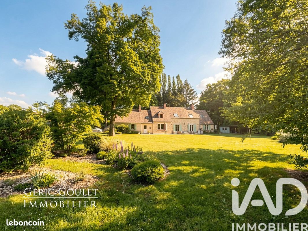 Maison 8 pièces 204 m² · à Clairefontaine-en-Yvelines · 204 m² · 1 060 000 €