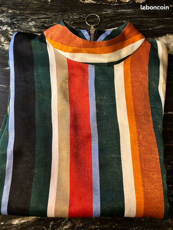 Top coloré à rayures (image 1)