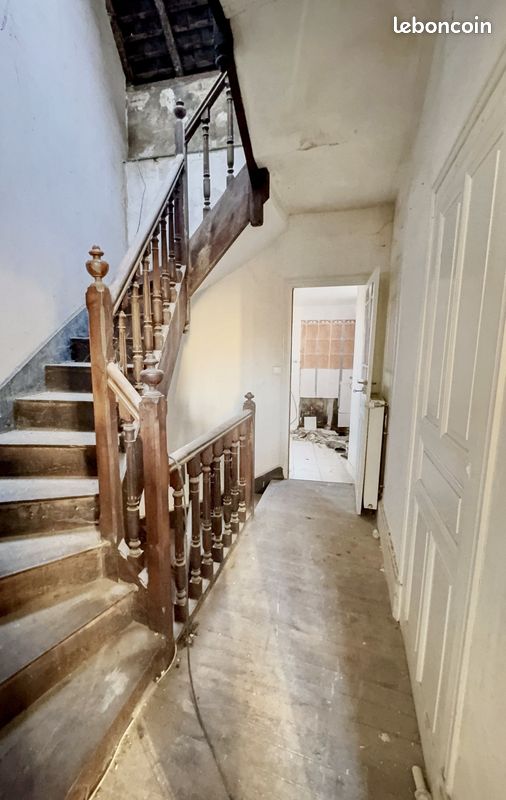 Immeuble 372 m² · à Moulins · 372 m² · 145 000 €