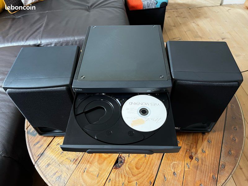 Chaîne HIFI Vintage Saba Modèle ATC 930 - Noire Avec Tuner, Ampli Et Lecteur Cassette (Occasion)