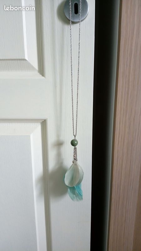 Collier long plumes vertes Camaïeu (image 2)