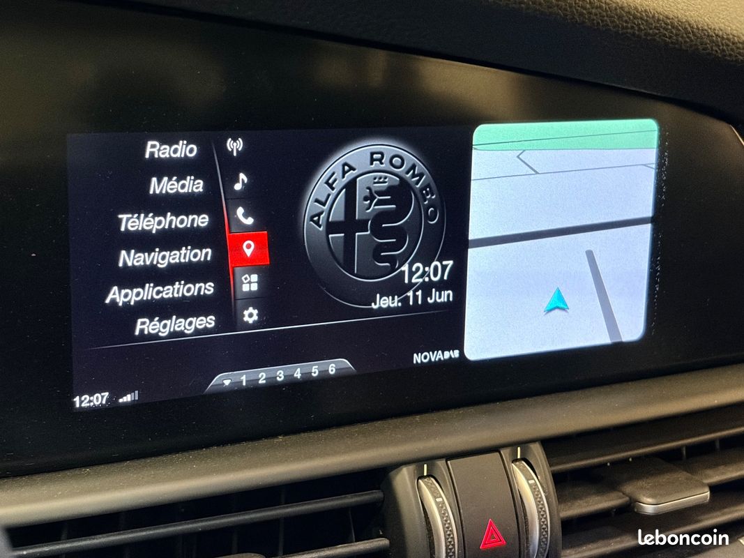 ALFA ROMEO GIULIA 2.2 JTDM 150 CH SUPER BVA + HARMAN KARDON + ATTELAGe (image 28)