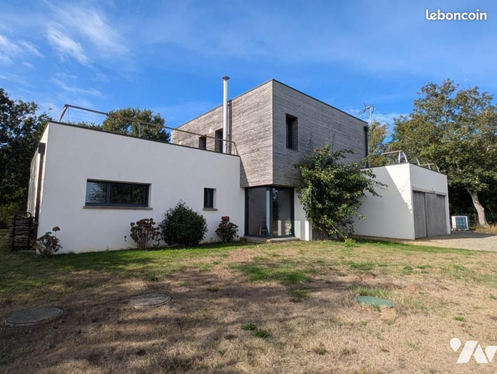 Maison 7 pièces 207 m² · à Penvénan · 207 m² · 962 550 €