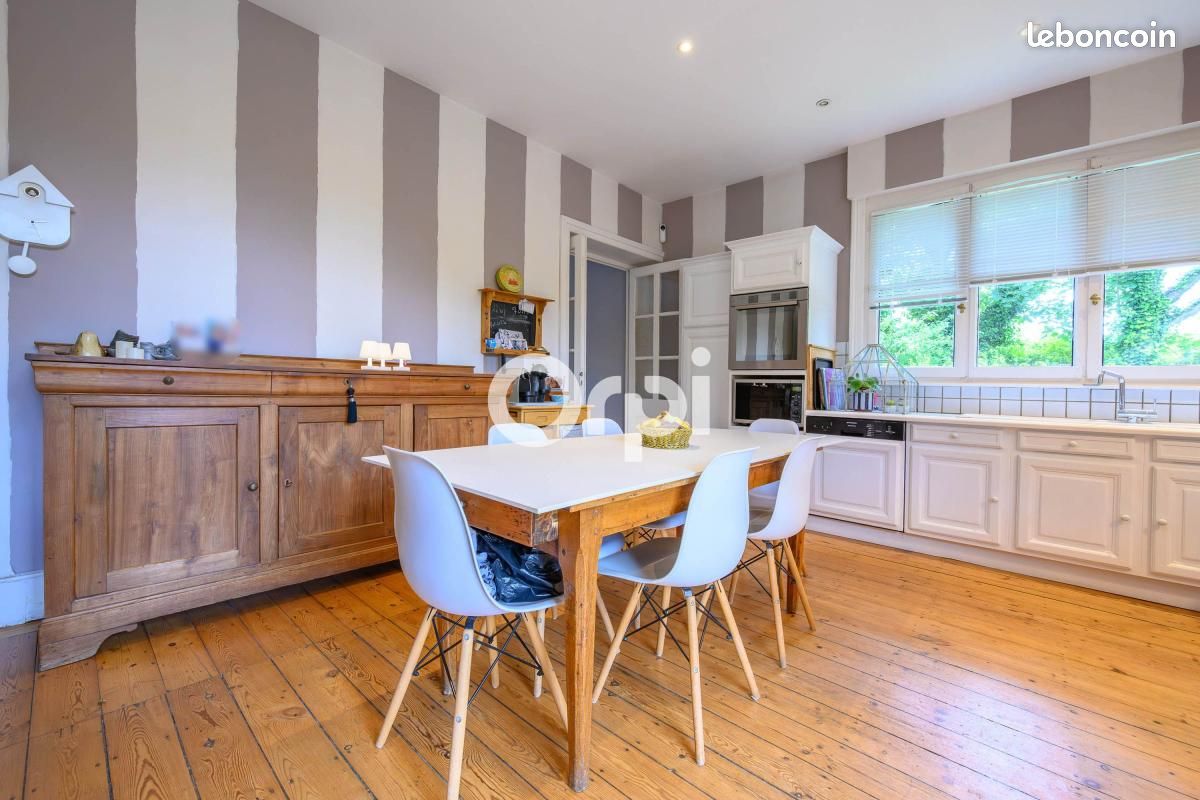 Maison 7 pièces 350 m² (image 10)
