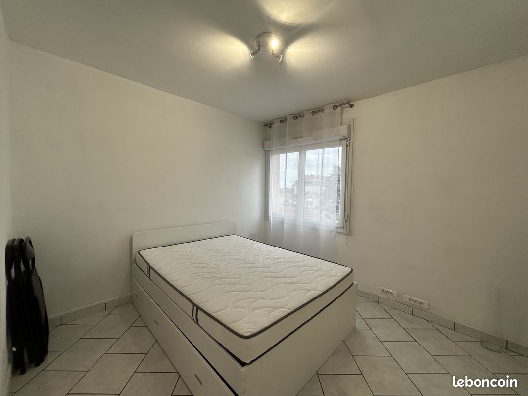 Appartement a louer vandoeuvre-les-nancy - 4 pièce(s) - 67 m2 - Surfyn