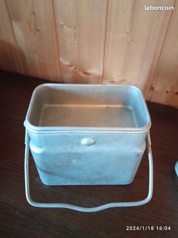 Boîte à pique-nique ancienne (image 3)