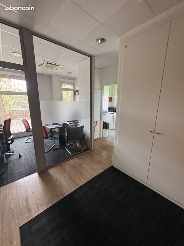 Local commercial 83 m² Marseille (image 3)