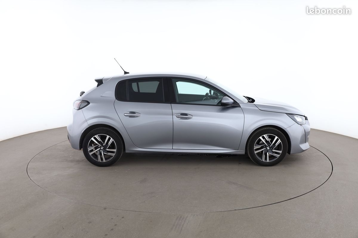 Peugeot 208 1.2 PureTech Allure Pack 100 ch (image 13)