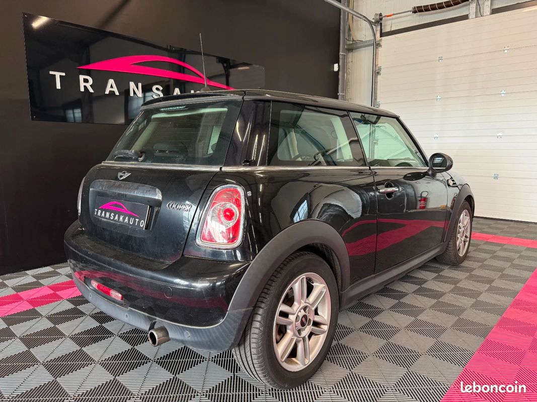 Mini Mini 2 (R56) LCI 1.6 i 16V 122 cv Cooper (image 7)