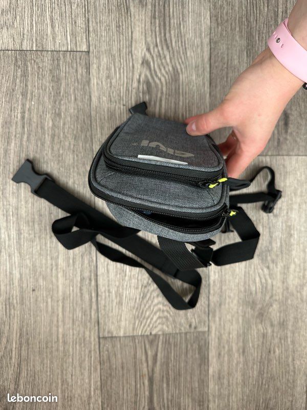 Sacoche de cuisse moto Givi Équipement moto