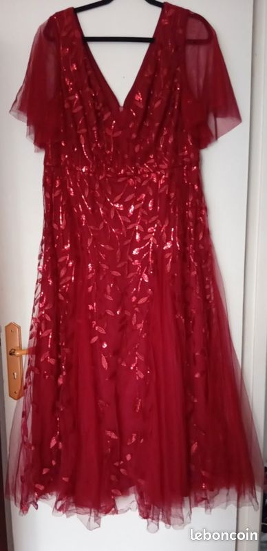 Vend Robes de Cérémonie (image 2)