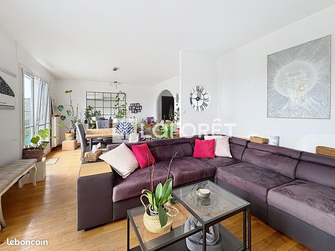 Appartement 4 pièces 93 m² · à Montbéliard · 93 m² · 85 000 €