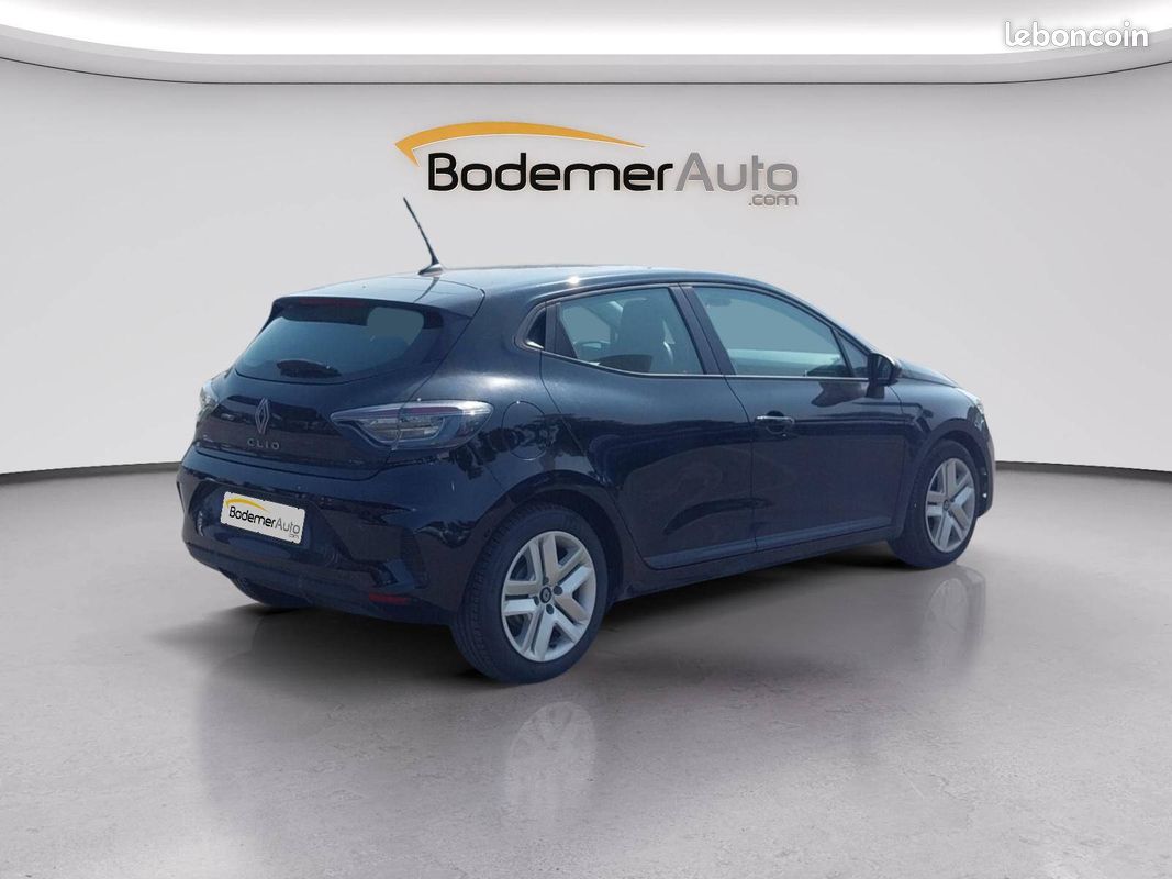 RENAULT Clio E-Tech full hybrid 145 Evolution (image 5)