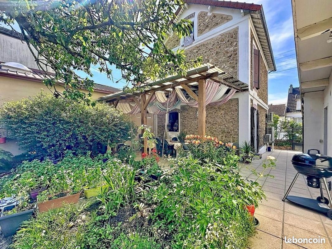 Maison 5 pièces 88 m² · à Villeneuve-Saint-Georges · 88 m² · 294 500 €