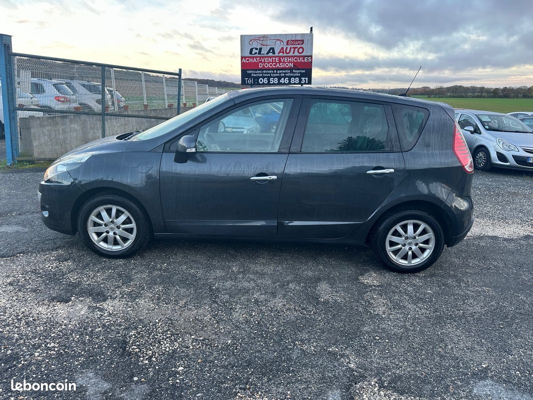 RENAULT Scenic III 1.9 dci 130cv 1ère main 5990e toutes options - Voitures