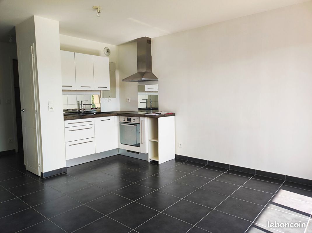 Appartement 1 pièce 36 m² · à Valleiry · 36 m² · 875 €
