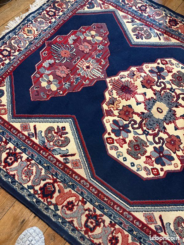 Grand tapis bleu rouge et blanc (image 6)