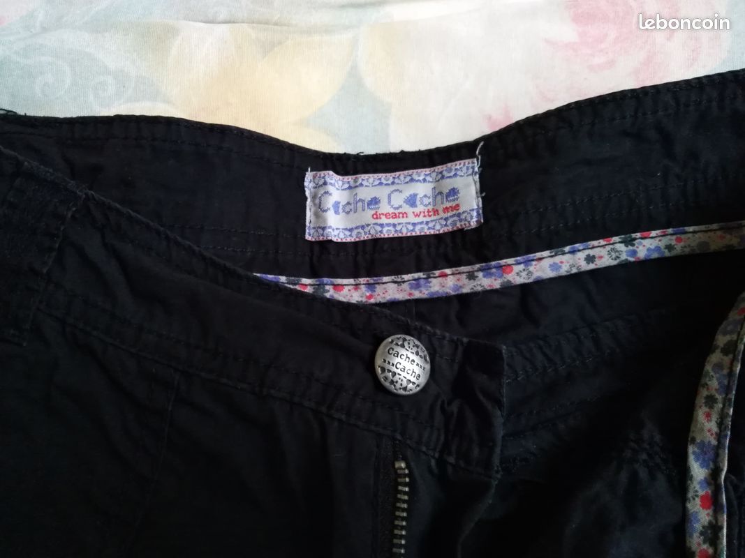 Shorts (image 2)