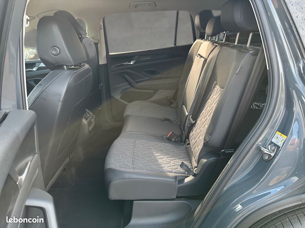 Volkswagen TAYRON 7 PLACES LIFE 30 YEARS TSI 150 DSG7 HYBRIDE - 10 KMS (image 13)