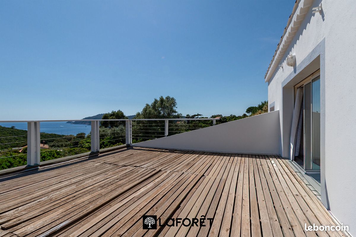Maison 5 pièces 174 m² · à Hyères · 174 m² · 889 200 €