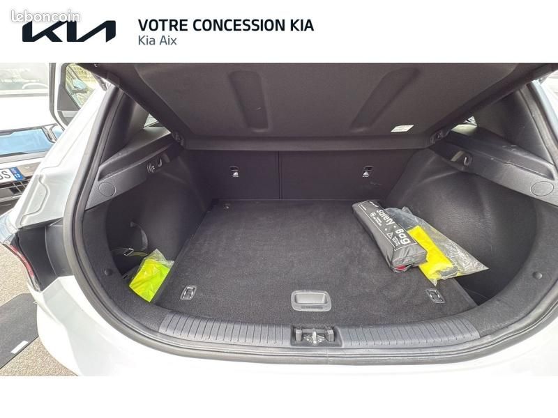 Kia Ceed 1.0 T-GDI 120ch GT Line (image 12)