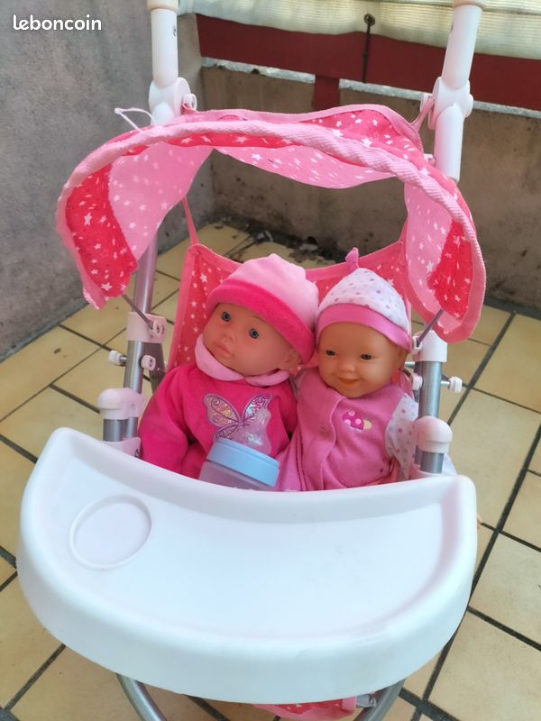 Poussette avec deux poupées (image 1)