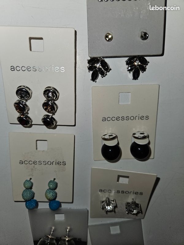 Lot de paires de boucles d'oreilles (image 4)