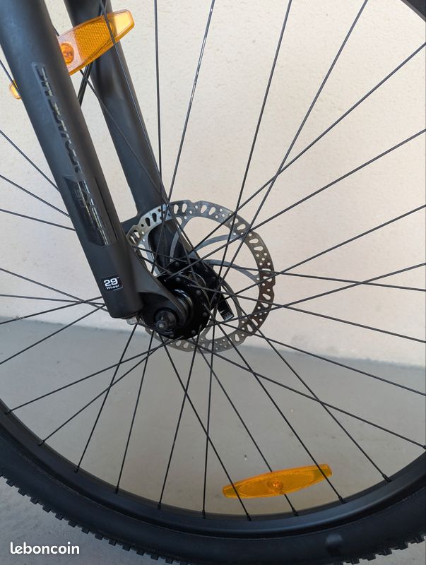 VTT Trek Marlin 6 2023 (image 4)