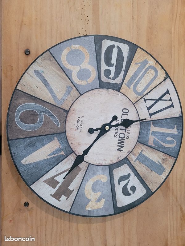 Horloge old town london très bon état (image 1)
