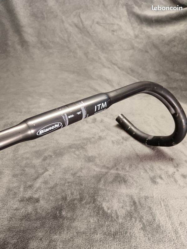 Cintre Route ITM Anatomica 44 Cm - Aluminium Noir - Prêt à Monter