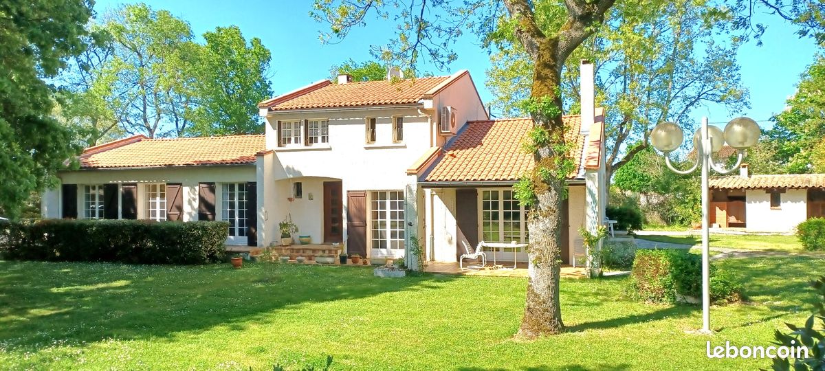 Maison 9 pièces 174 m² · à Saint-Lys · 174 m² · 380 000 €