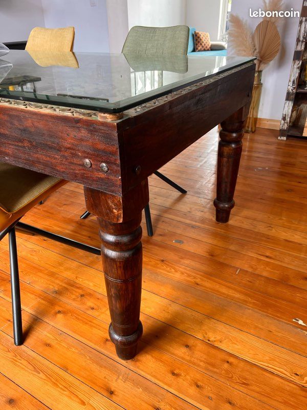 Table unique en ancienne porte indienne – Pièce exceptionnelle (image 3)