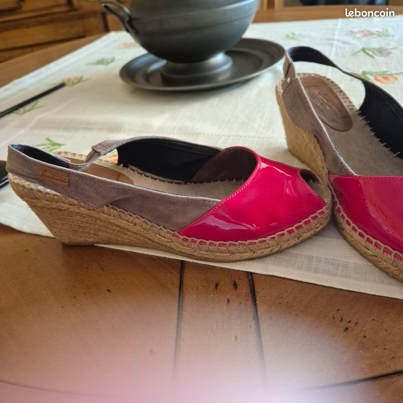 Chaussures femmes talon compensé 7 cm bicolores (image 2)