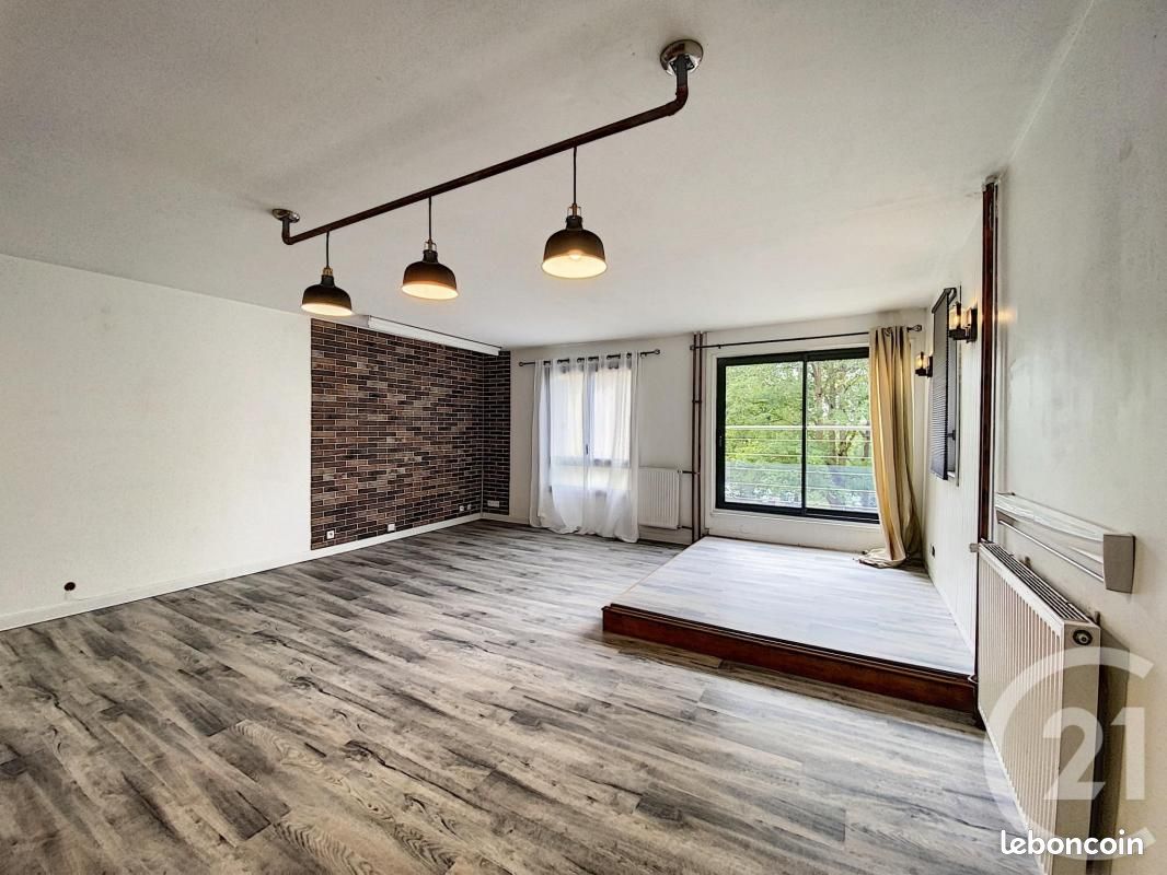 Appartement 4 pièces 84 m² · à Melun · 84 m² · 150 000 €