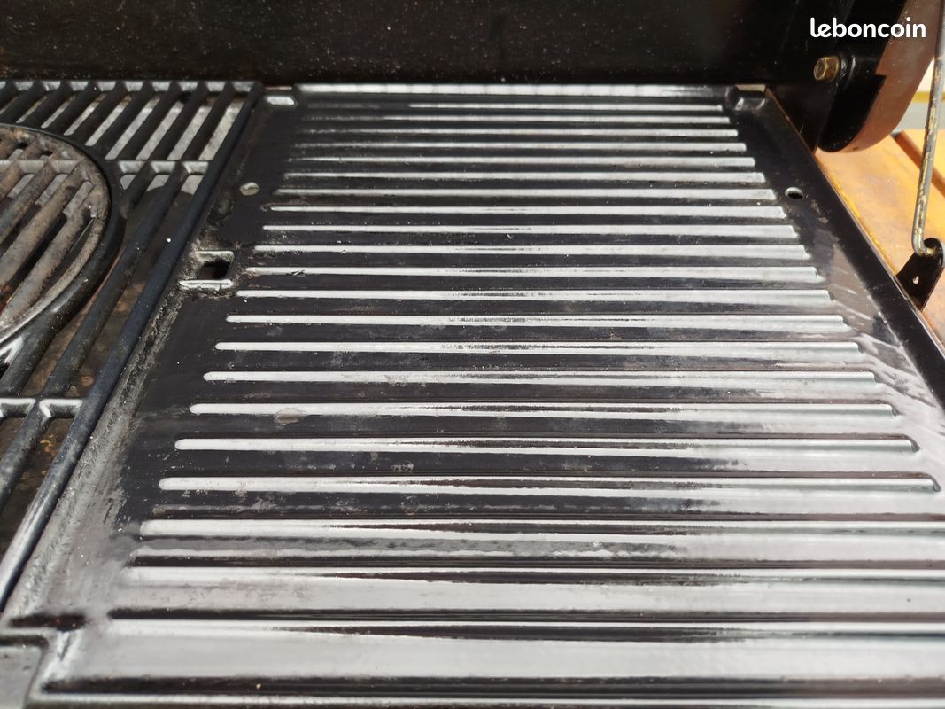Barbecue Gaz Campingaz modèle "4 Series Classic WLD" (image 6)