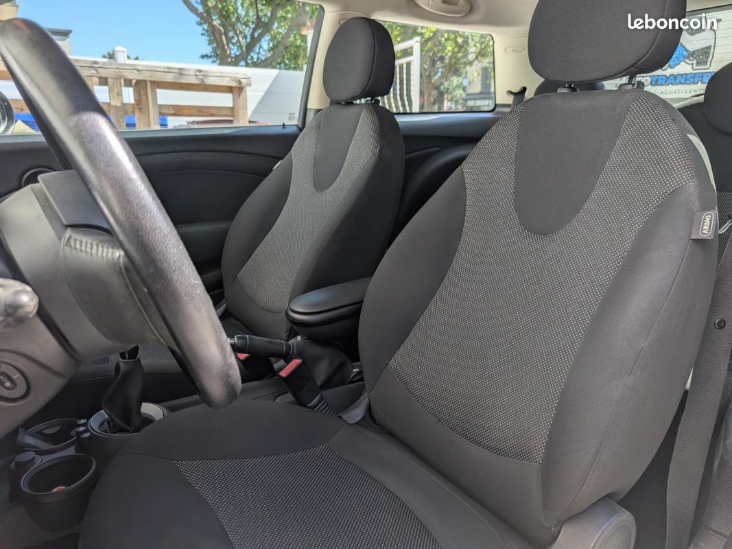 MINI COOPER 1.6i 122ch R56 LCI Cooper (image 8)