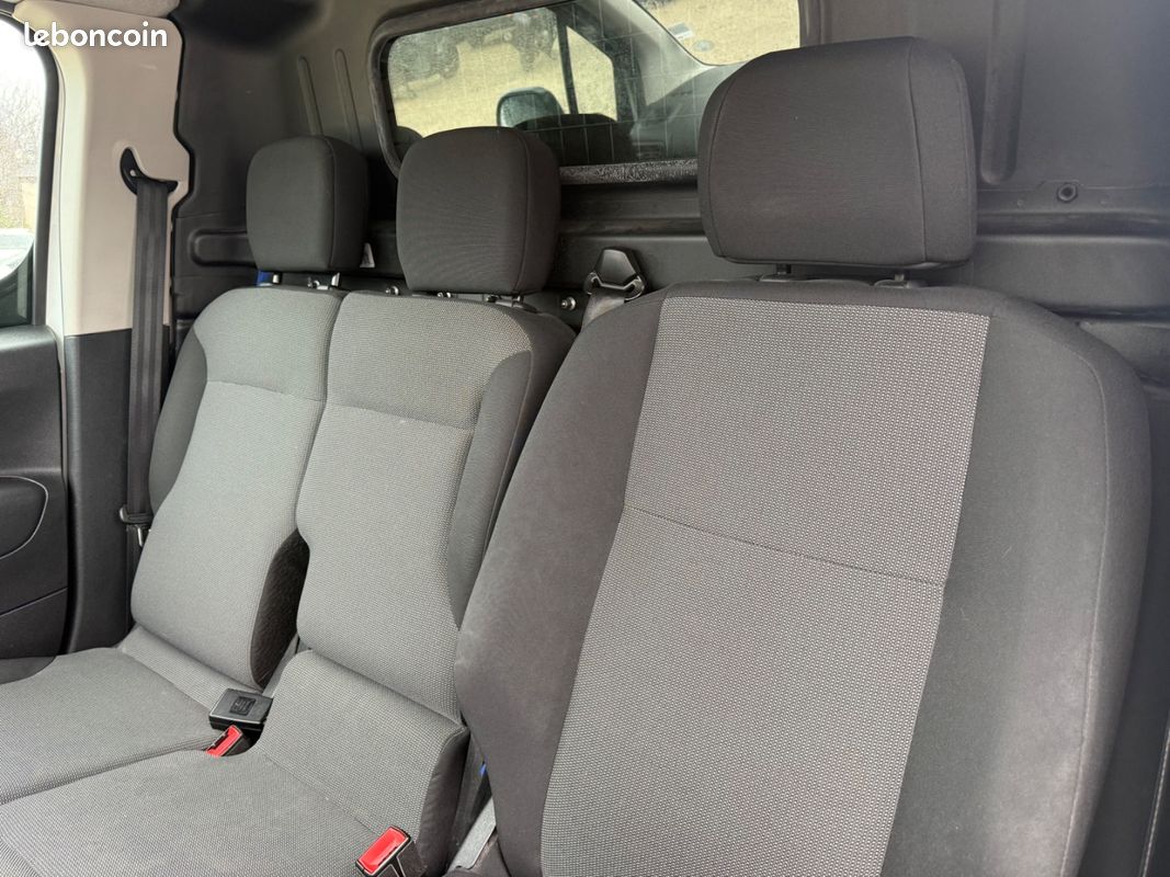 CITROEN BERLINGO Taille M BlueHDi 100 BVM Shine / ENTRETIEN COMPLET (image 7)