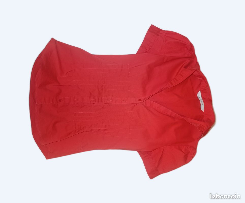 Chemisier rouge (image 1)